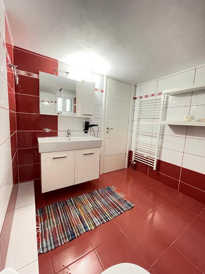 Villa Xhevdet Саранде Екстериор снимка